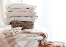 Текстиль в доме: подушки, шторы и ковры для уюта