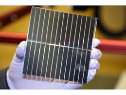 Перовскитные солнечные элементы: почему они перспективны, какие проблемы решать и маршруты масштабирования