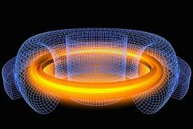 Управляемый термоядерный синтез: физика плазмы, конструкции токамаков и стеллараторов и практическая дорожная карта к энергетическому пробою
