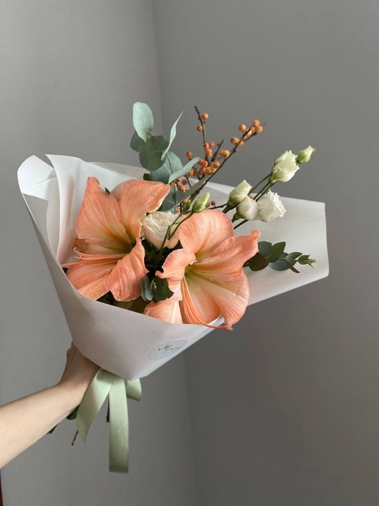 Букет «Нежный Амариллис» от бренда Milissa